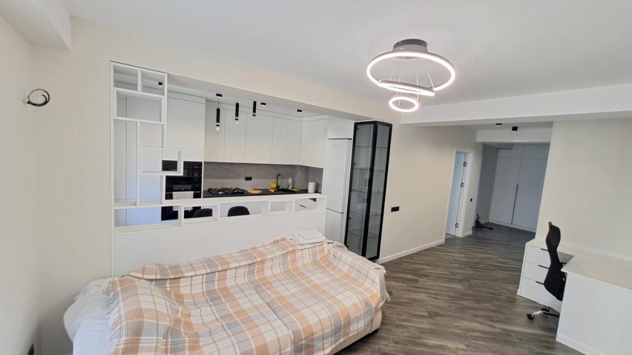 Аэропорт Кишинев 24&24 Lägenhet Exteriör bild