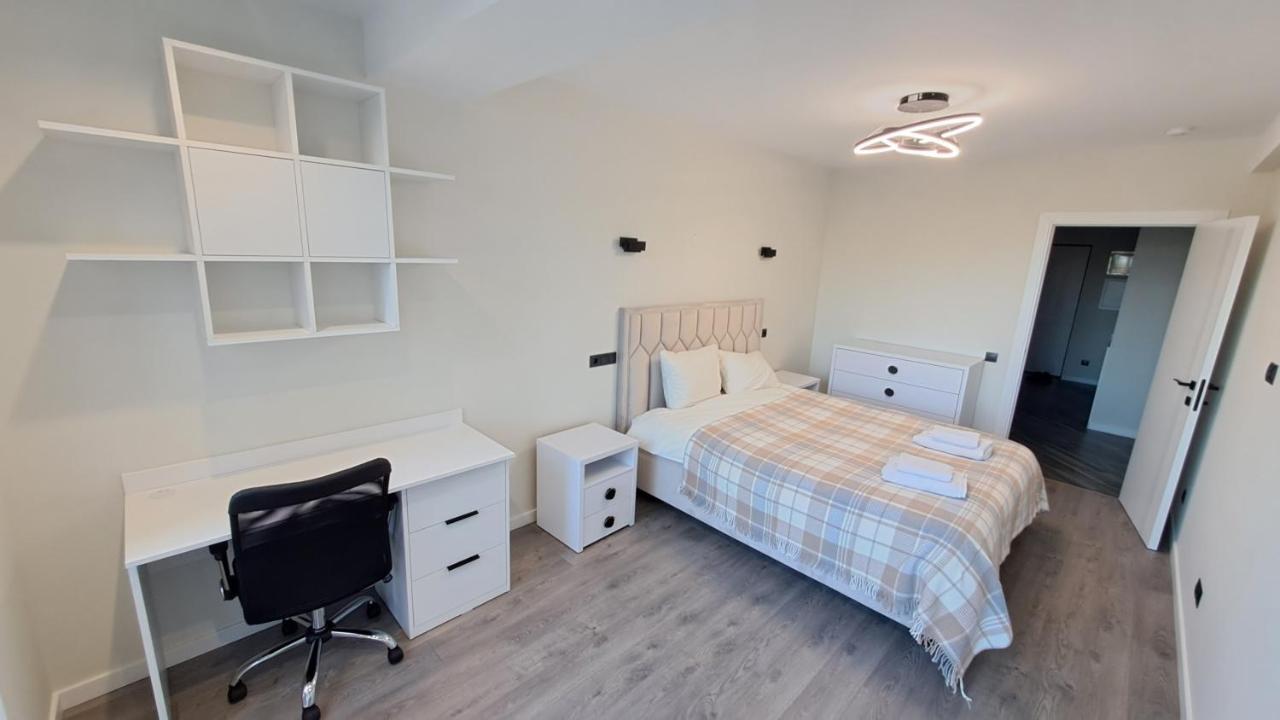 Аэропорт Кишинев 24&24 Lägenhet Exteriör bild