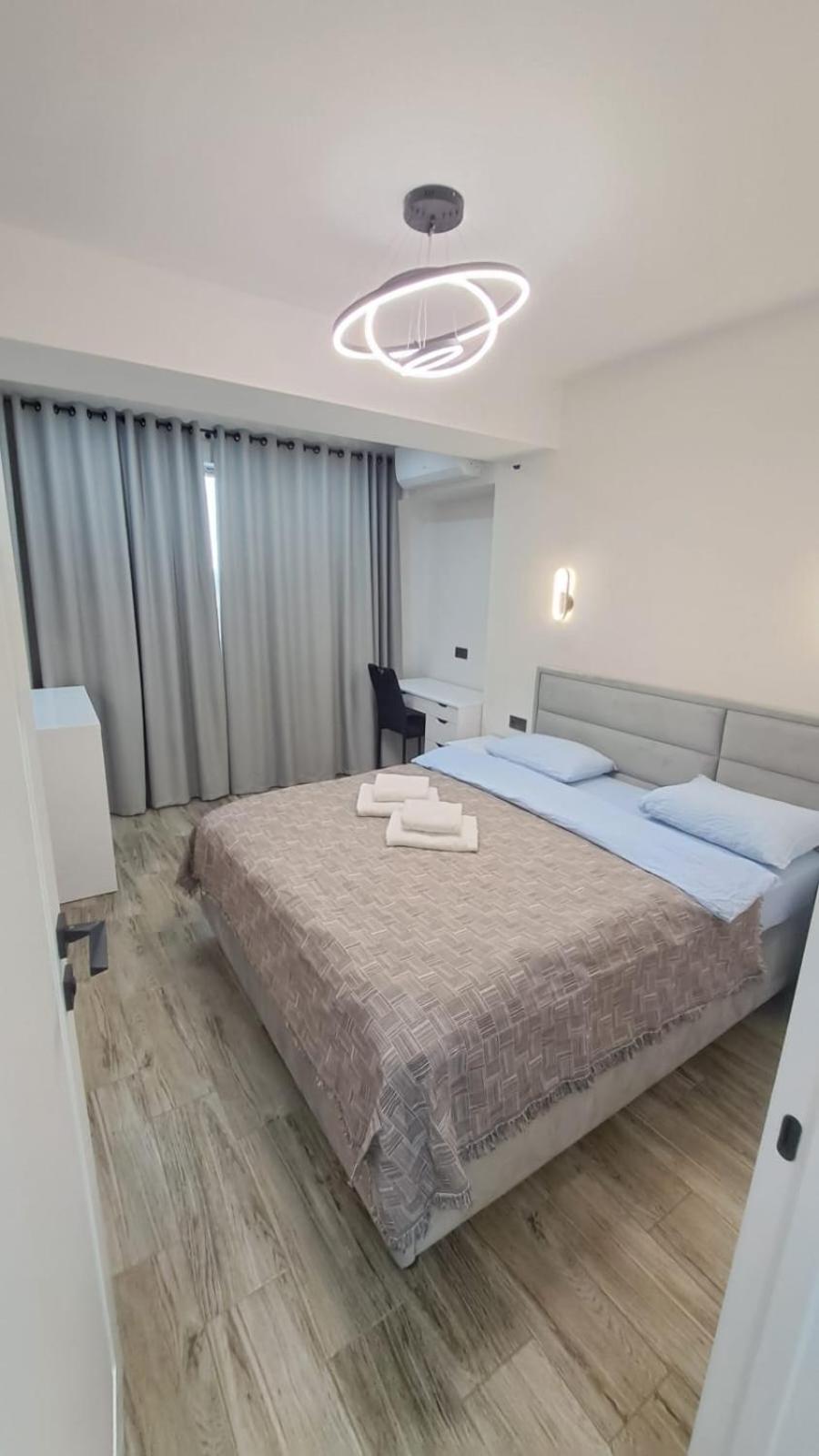 Аэропорт Кишинев 24&24 Lägenhet Exteriör bild